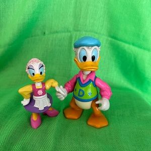 Disney, Donald and Daisy Duck poseable plastic figures